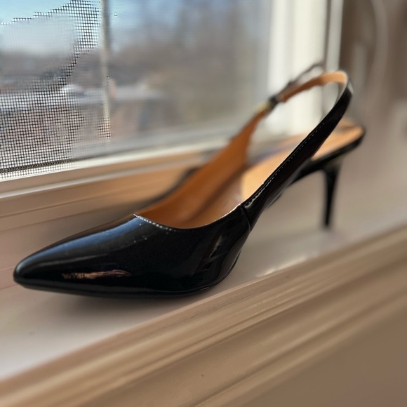BEAUTIFUL classy sling-back black stilettos from Calvin Klein size 7.5 - Picture 9 of 11